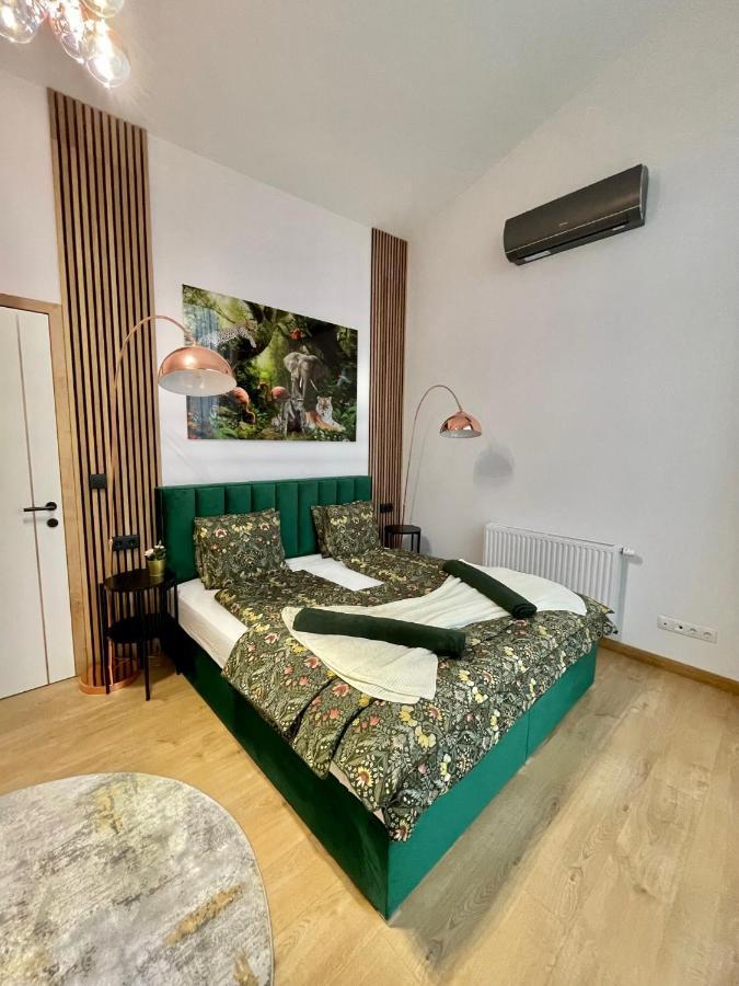 ブダペストCentropolitan Penthouse #Jacuzzi #Freeparkingアパートメント エクステリア 写真